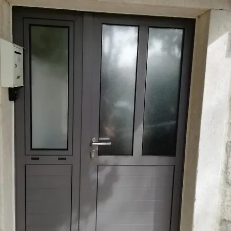 Kova Apartamento *